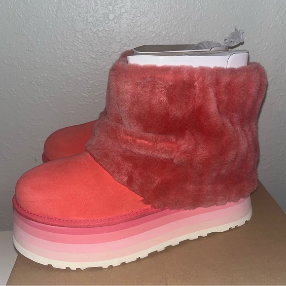 UGG Mini Sherpa Corduroy Platform Boot NIB 11US CHURRO UGGS in NANTUCKET CORAL - Picture 7 of 10